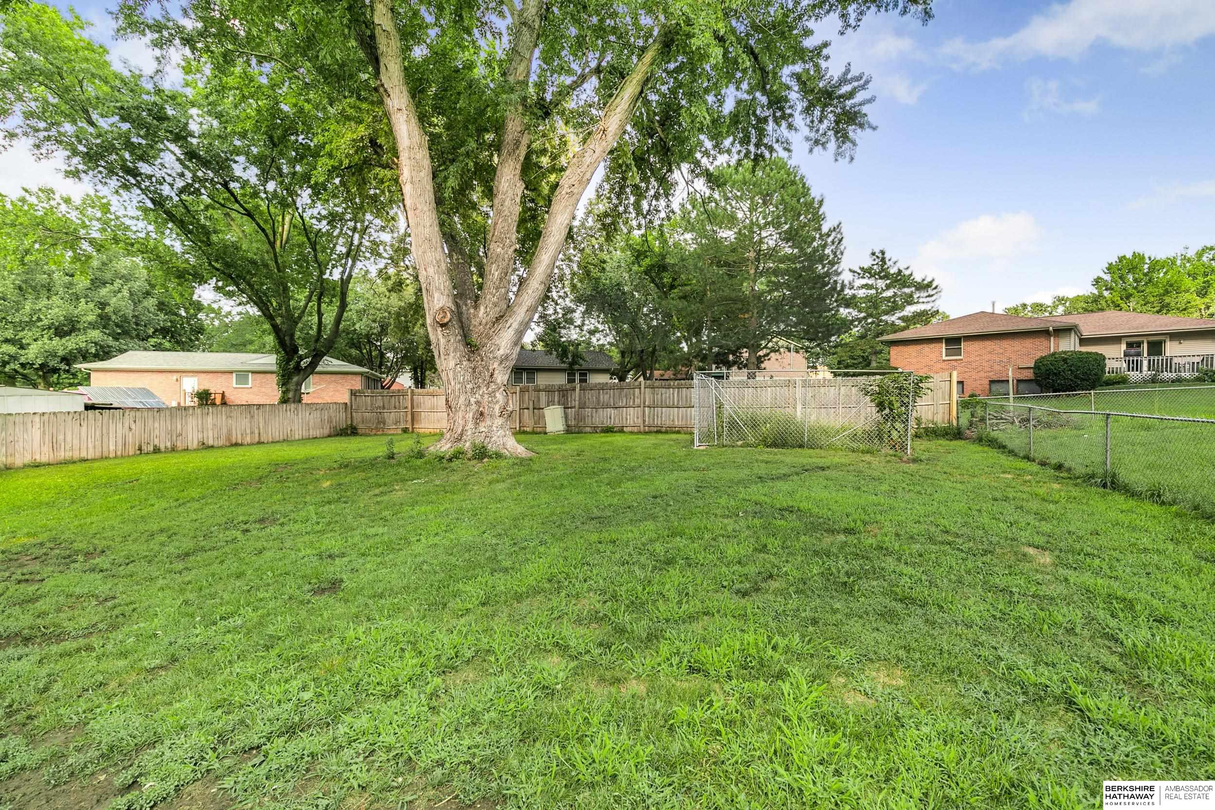 920 Lamplighter Lane