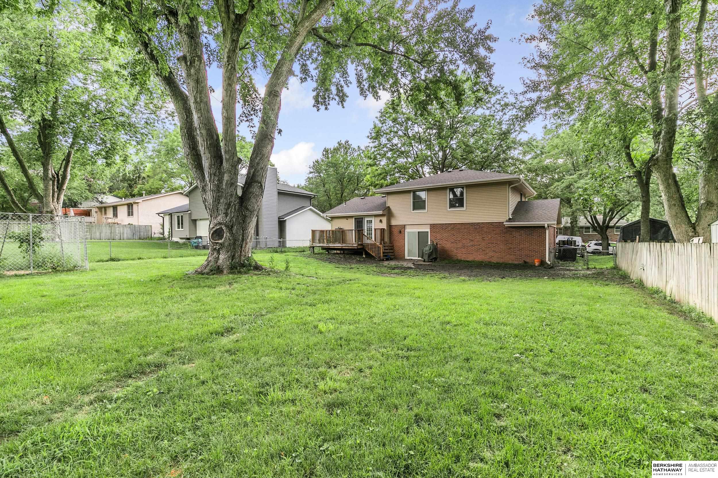 920 Lamplighter Lane