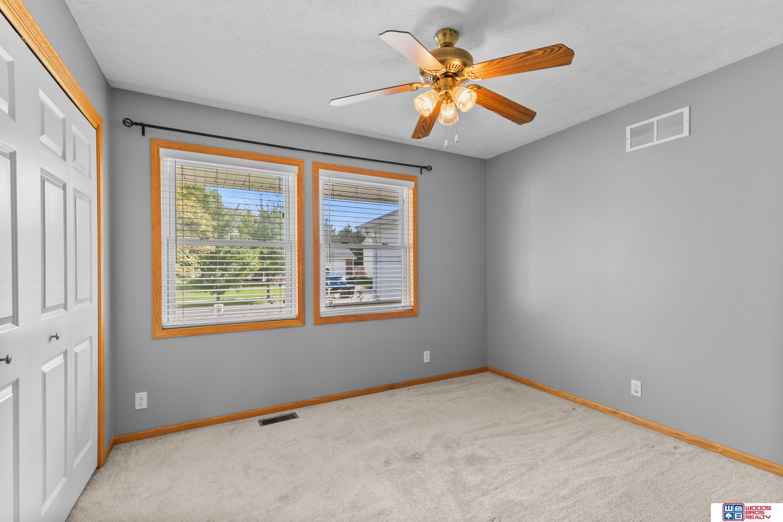8101 S 20th Street, Lincoln