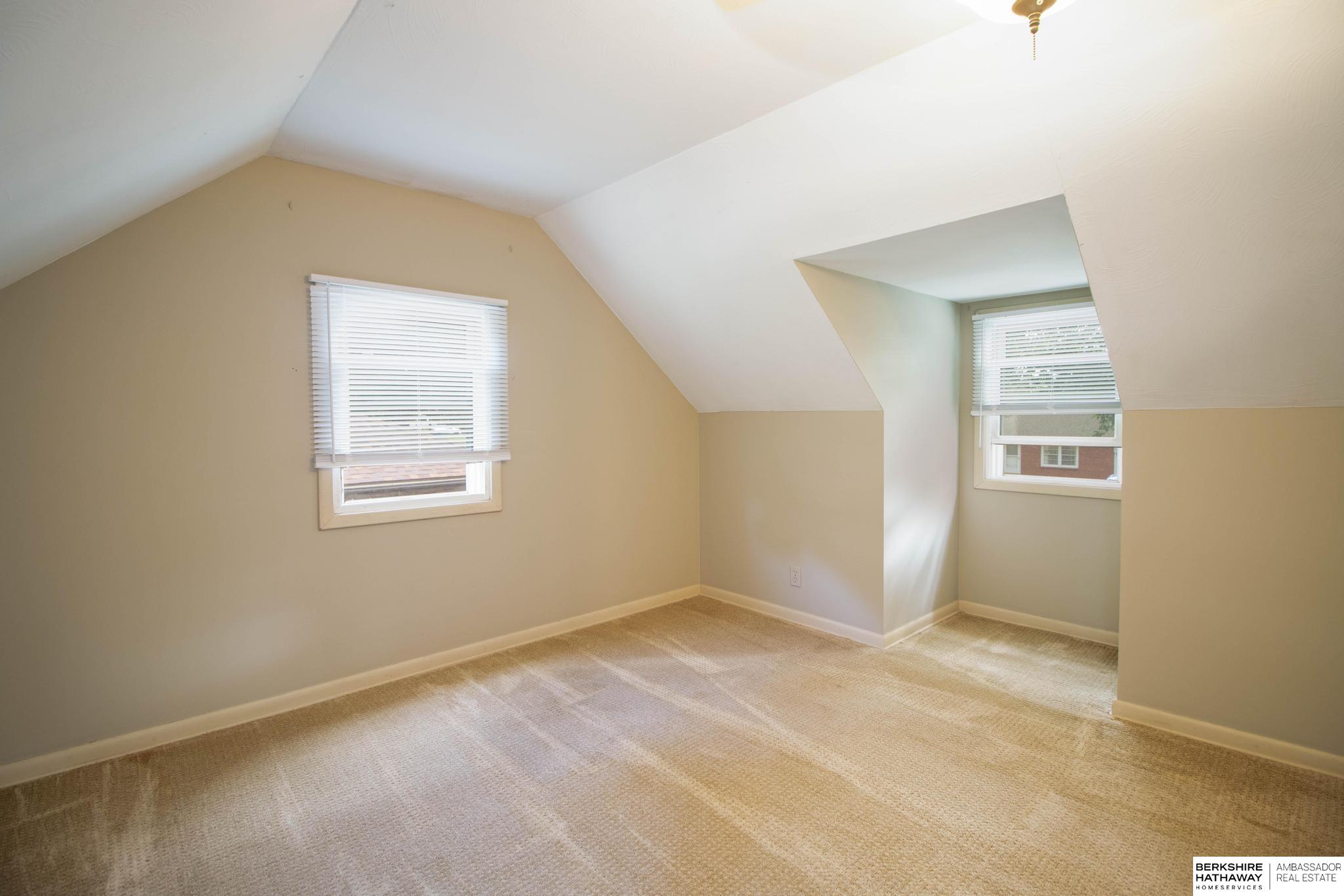 2528 Kessler Boulevard, Lincoln