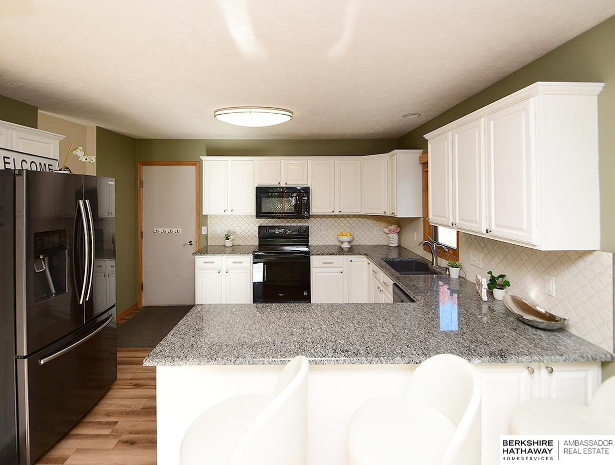 3711 San Mateo Lane