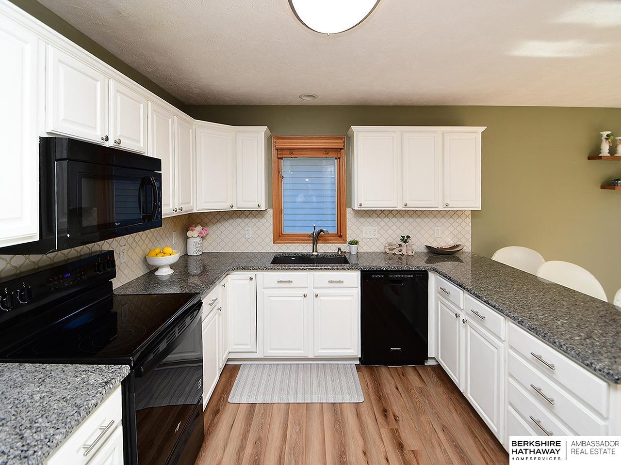 3711 San Mateo Lane