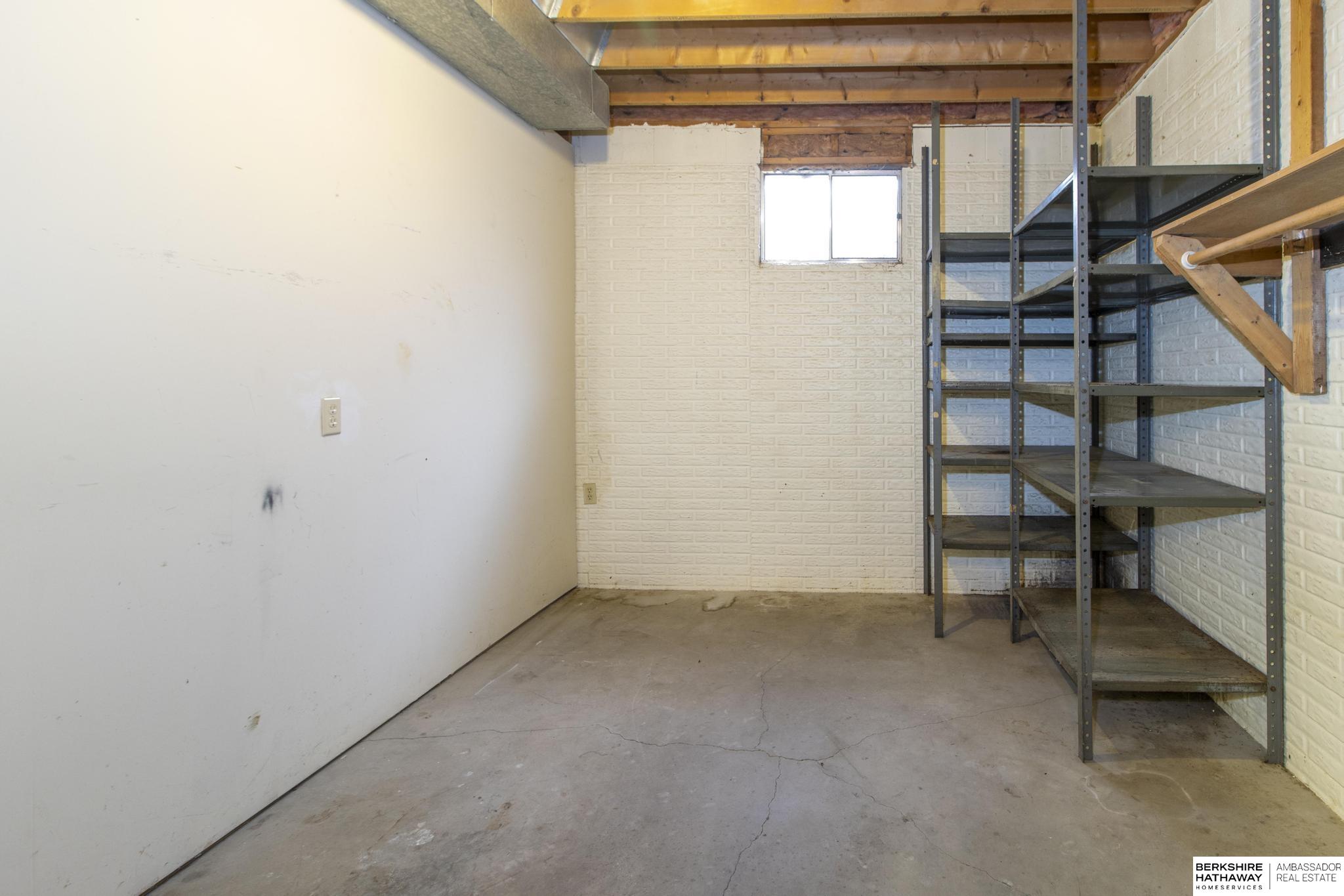 2909 Raymond Road