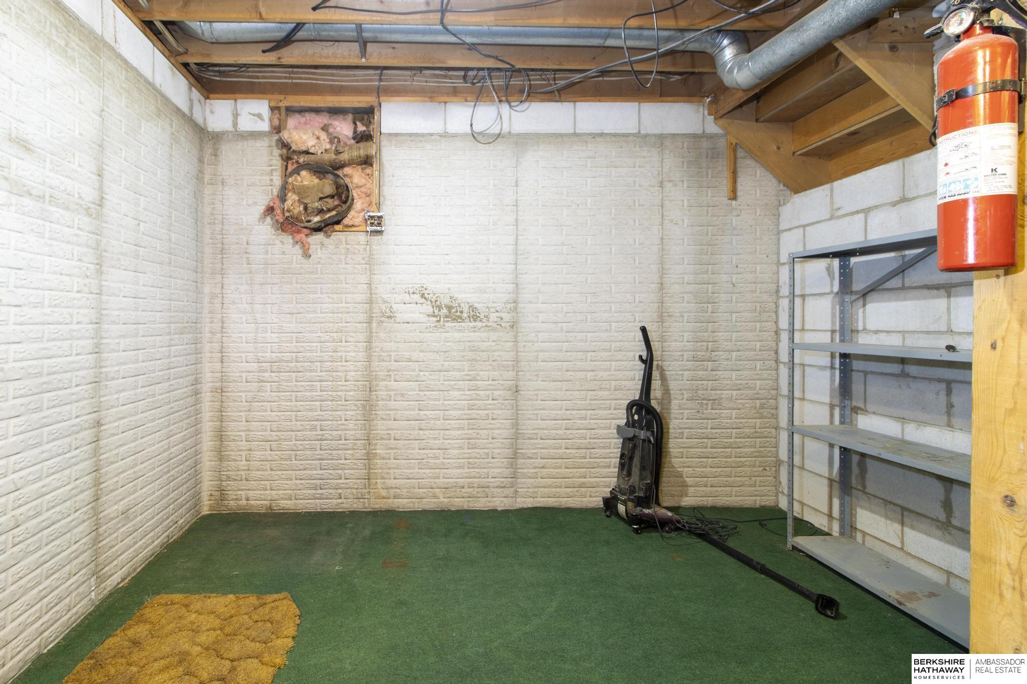 2909 Raymond Road
