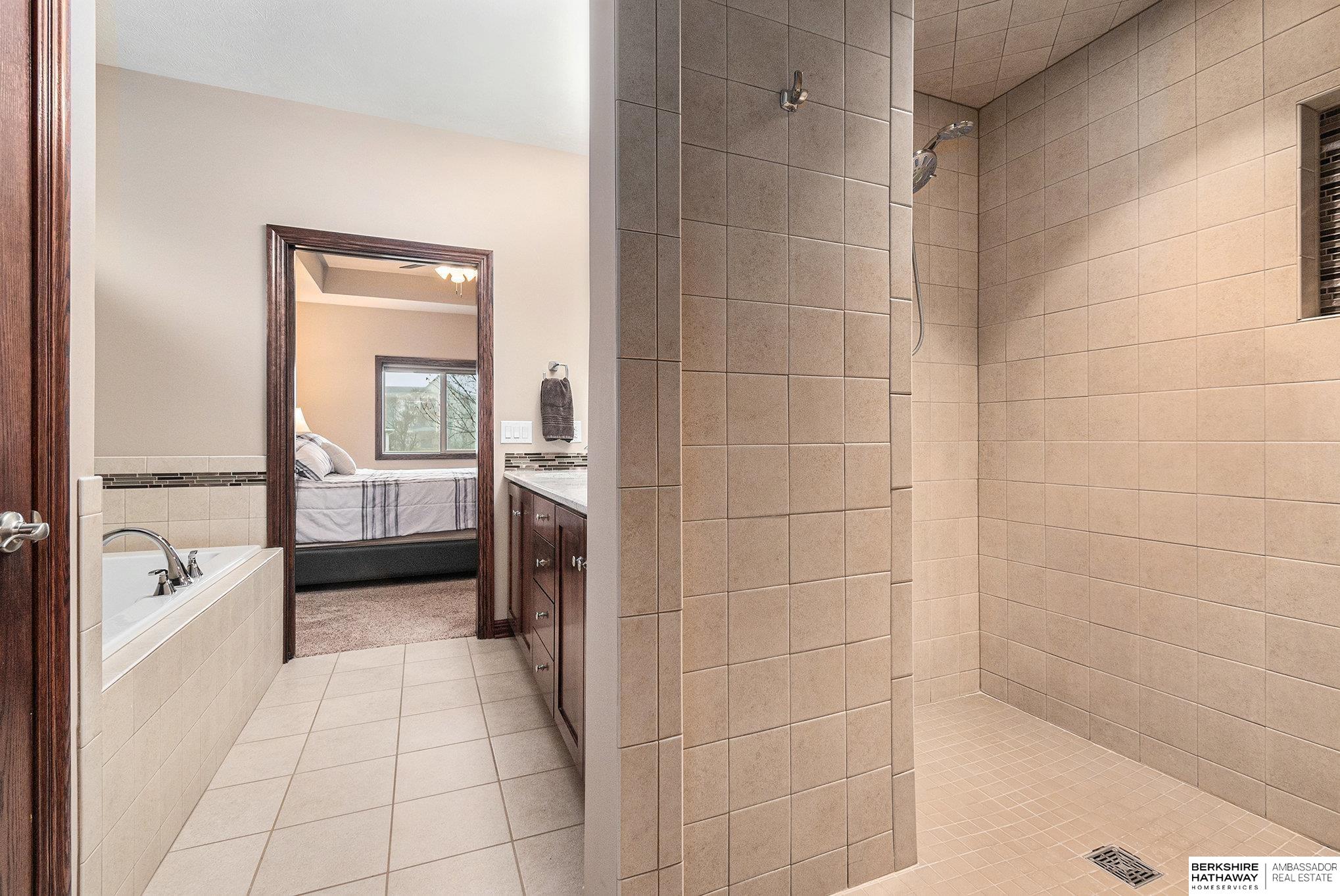 10908 S 175th Avenue