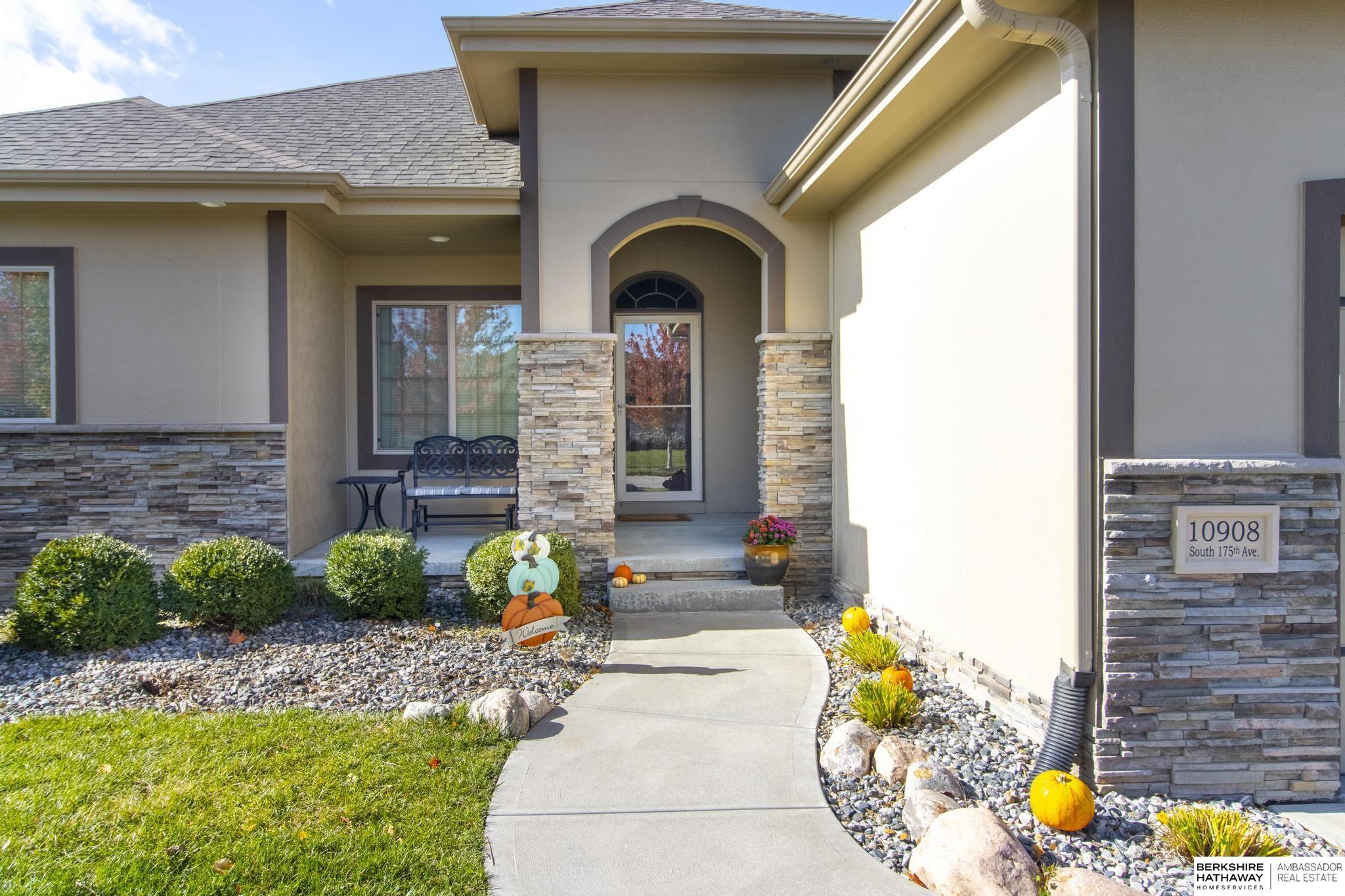 10908 S 175th Avenue