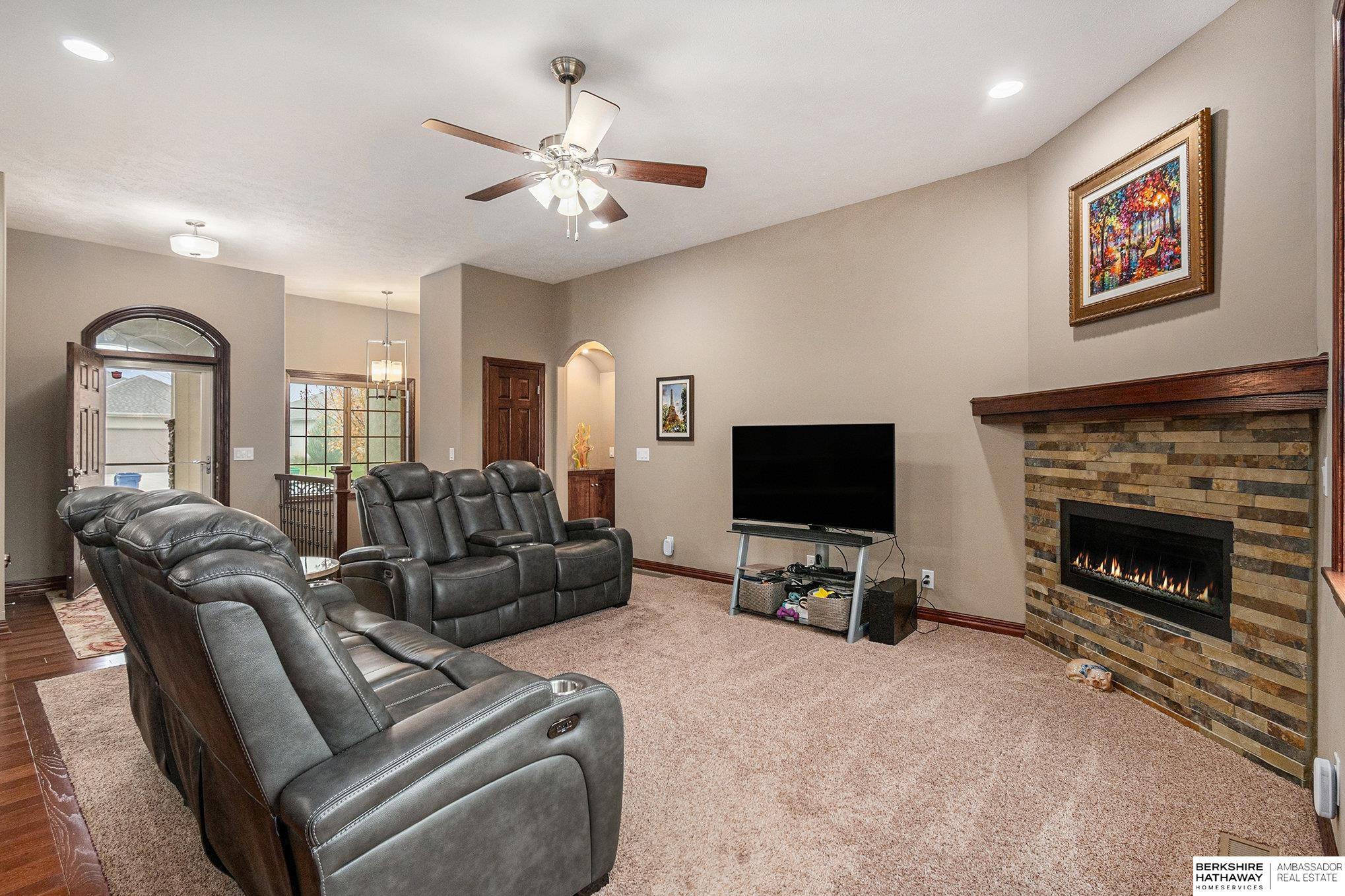 10908 S 175th Avenue