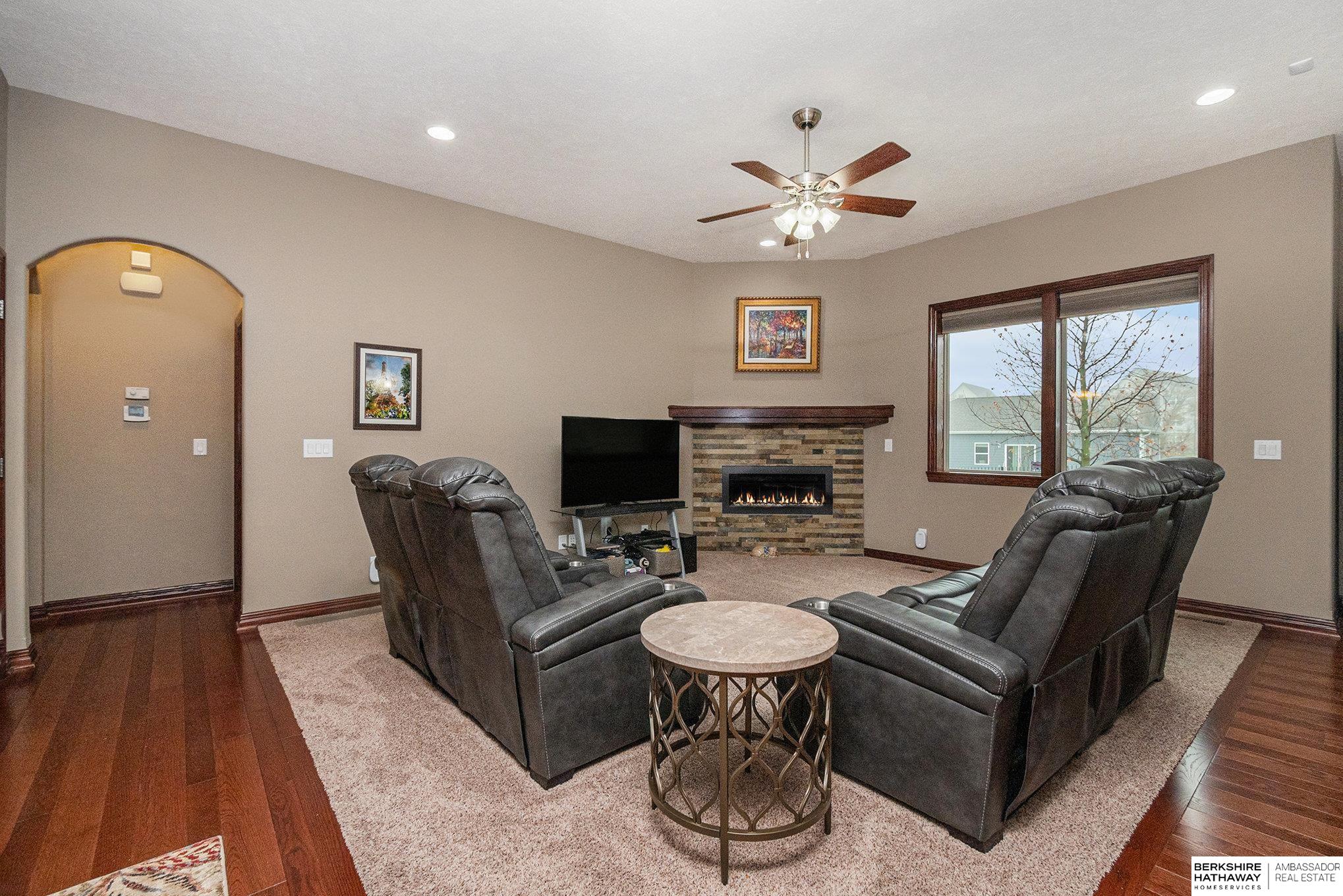 10908 S 175th Avenue