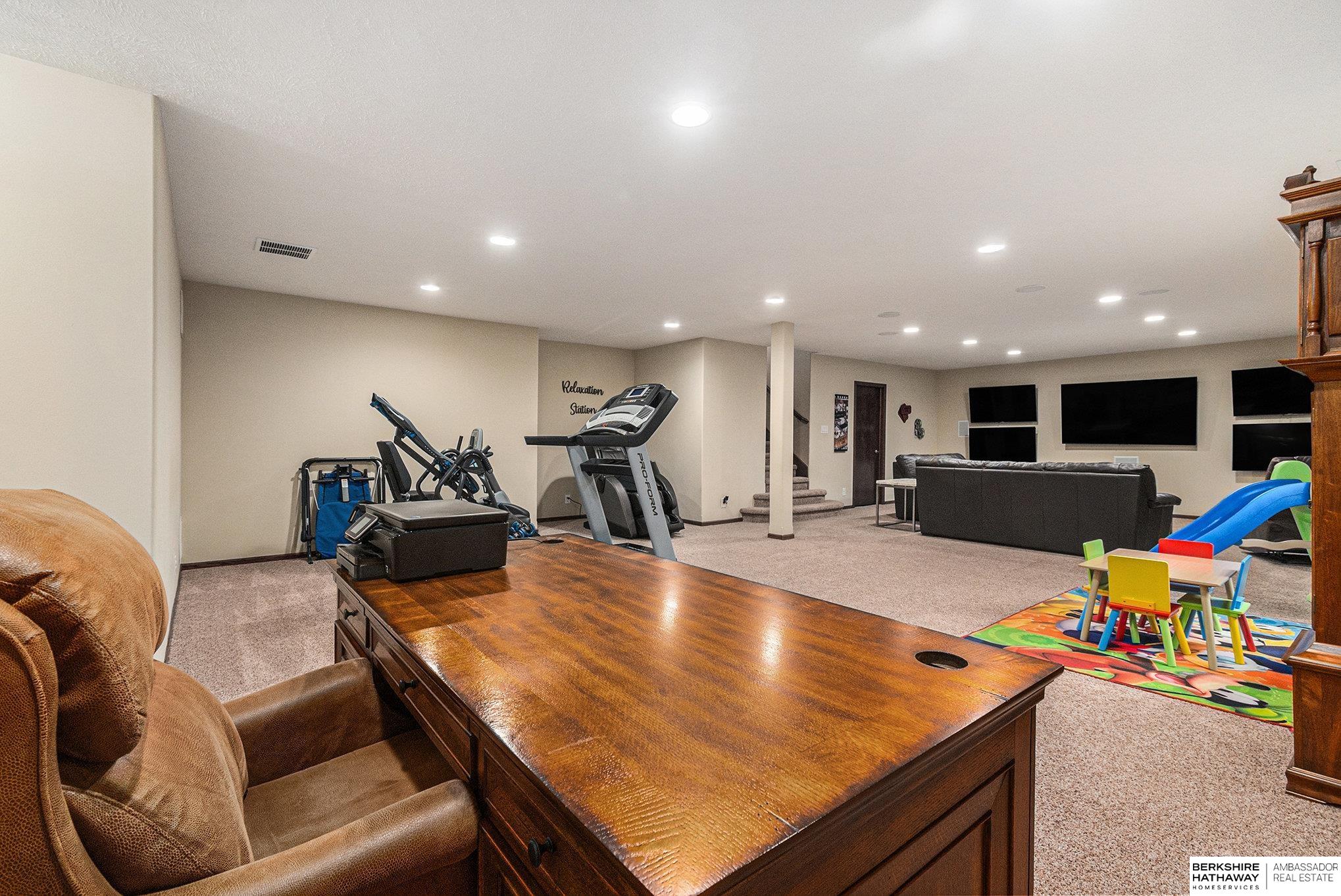 10908 S 175th Avenue