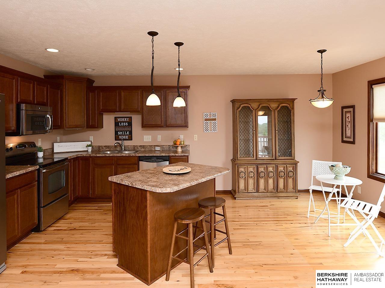 1306 Autumn Road