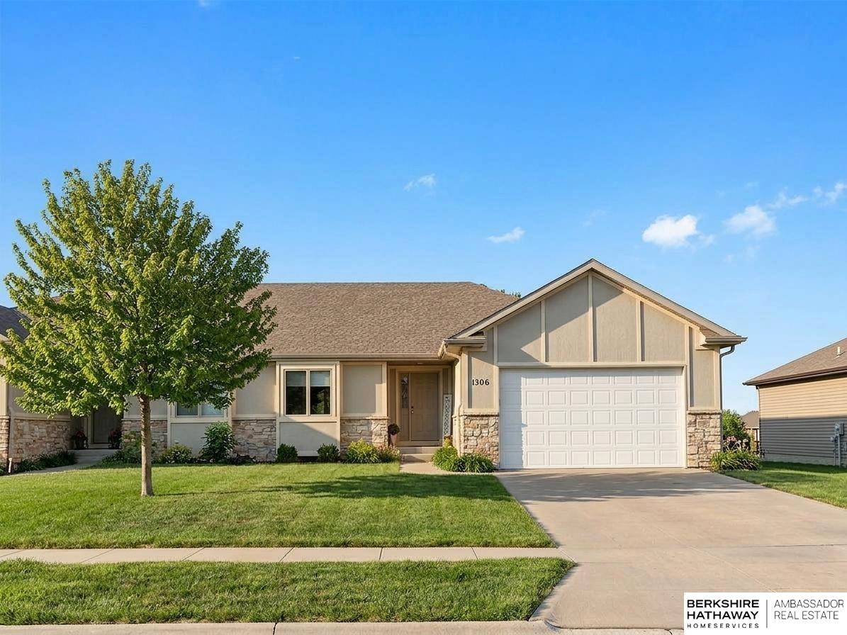 1306 Autumn Road