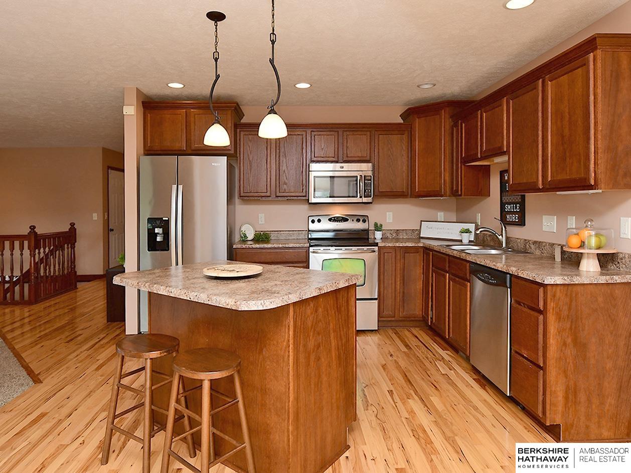 1306 Autumn Road