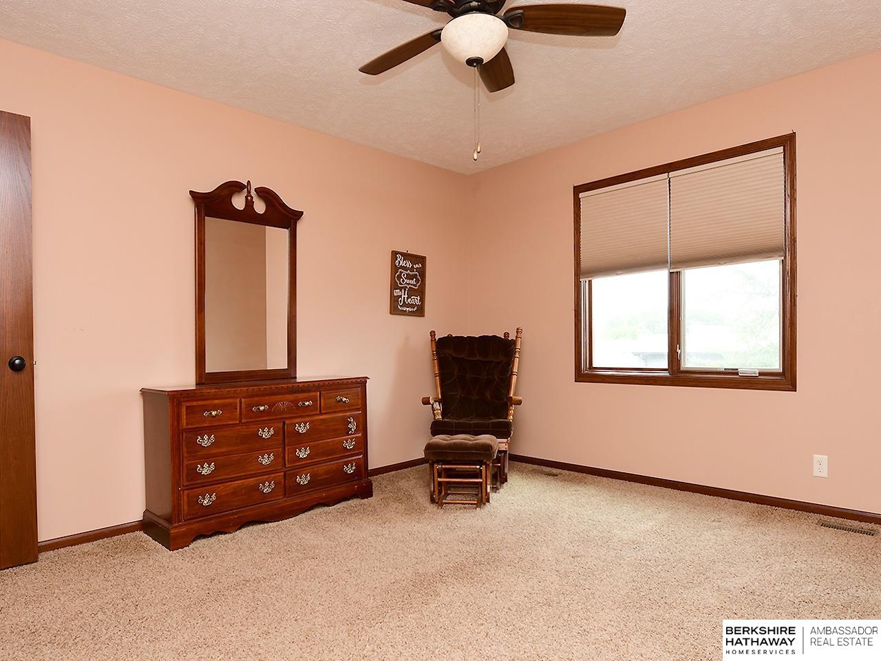1306 Autumn Road