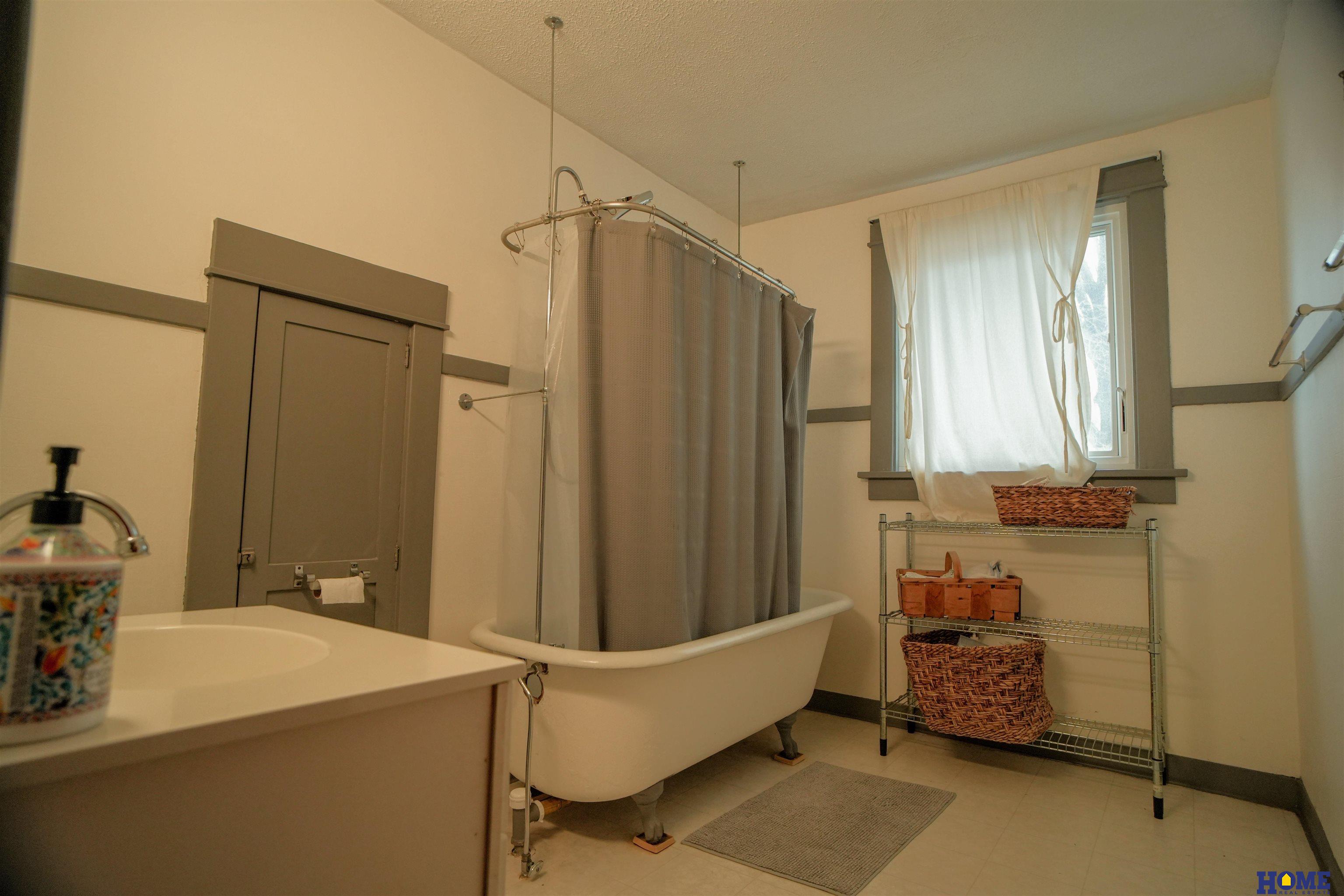 744 S 32nd Street