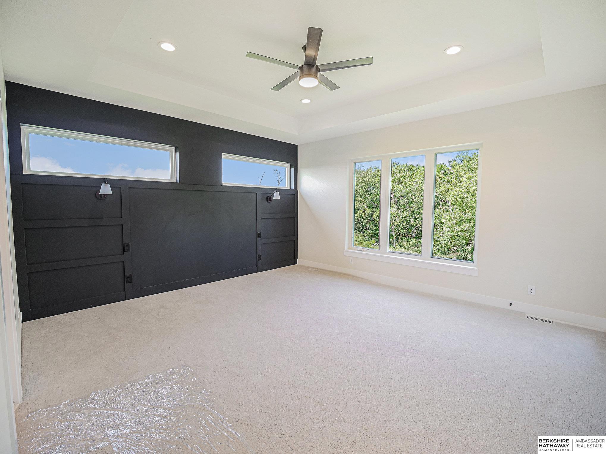 8910 Dragonfly Lane