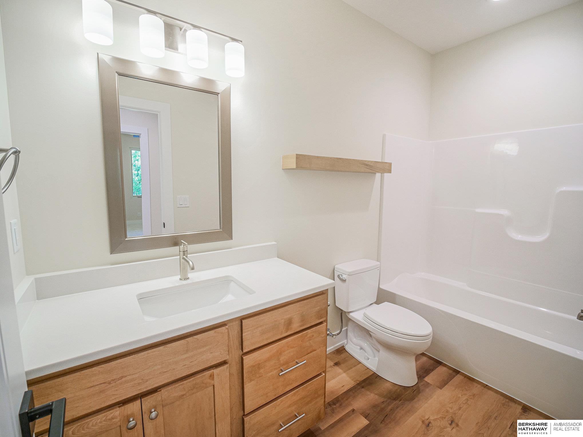 8910 Dragonfly Lane