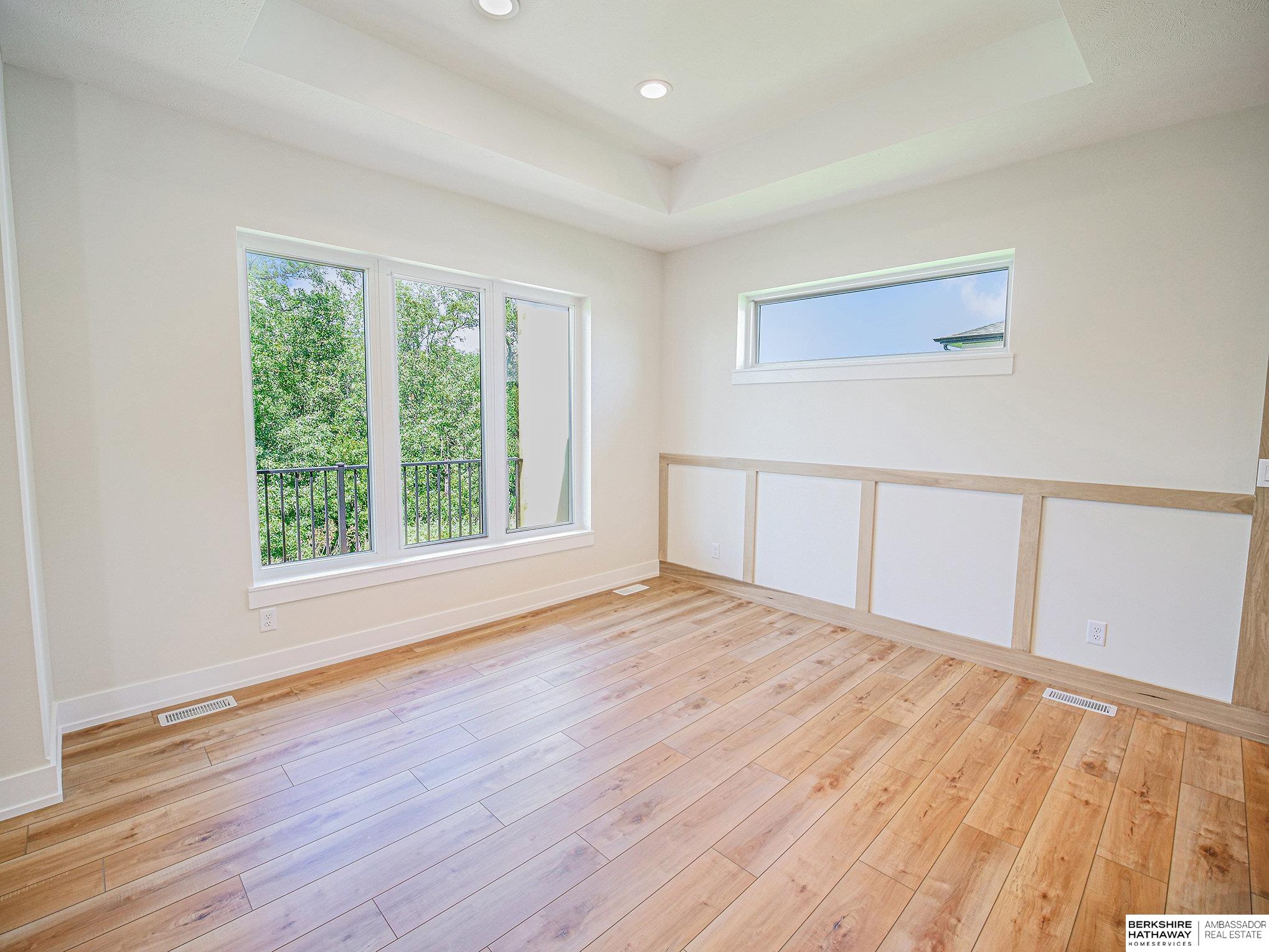 8910 Dragonfly Lane