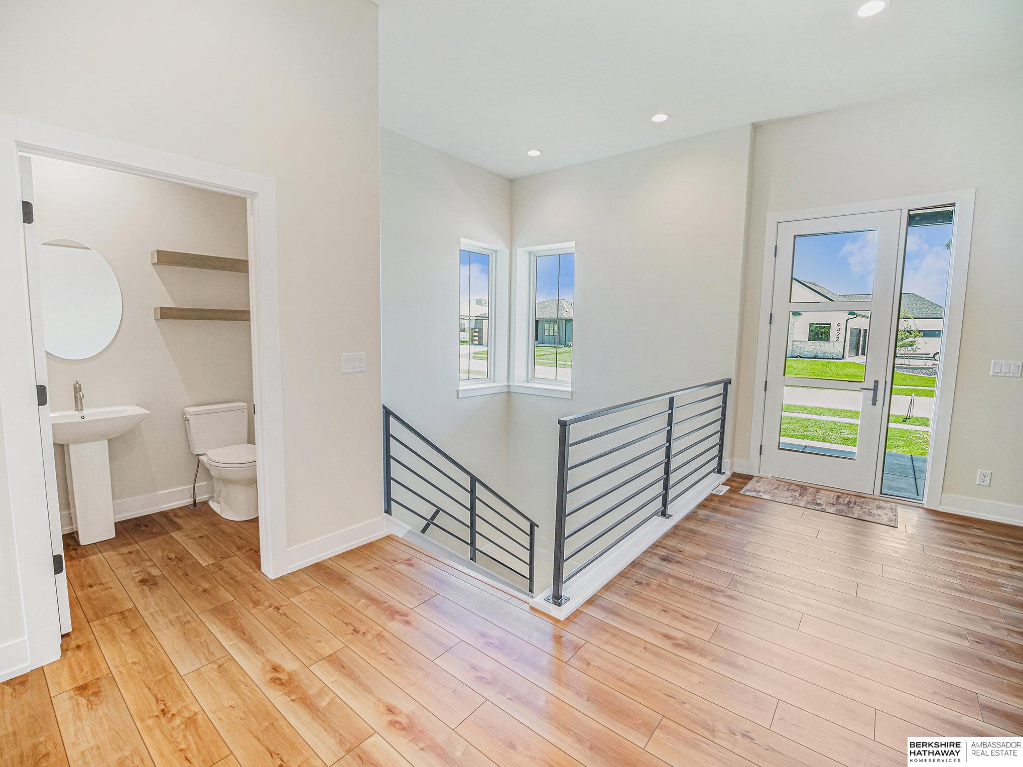 8910 Dragonfly Lane