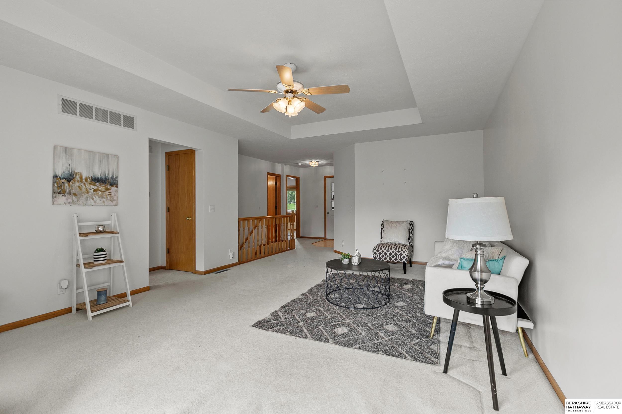 5320 NW Tudor Lane