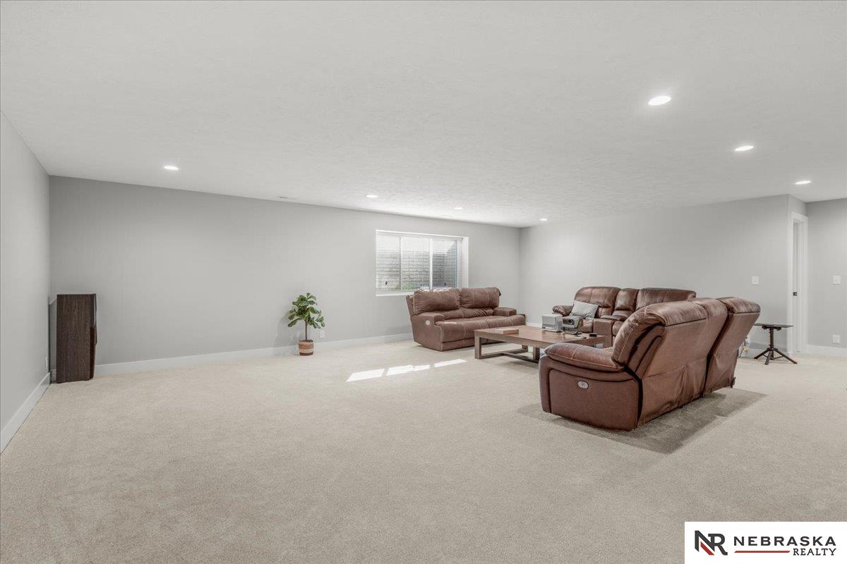 3345 N 92nd Street