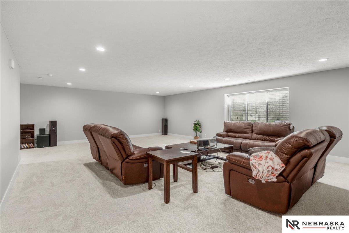 3345 N 92nd Street