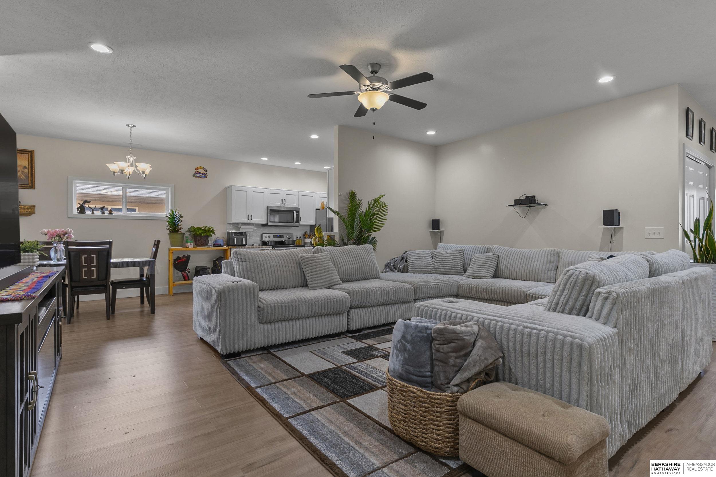 1120 Iris Avenue