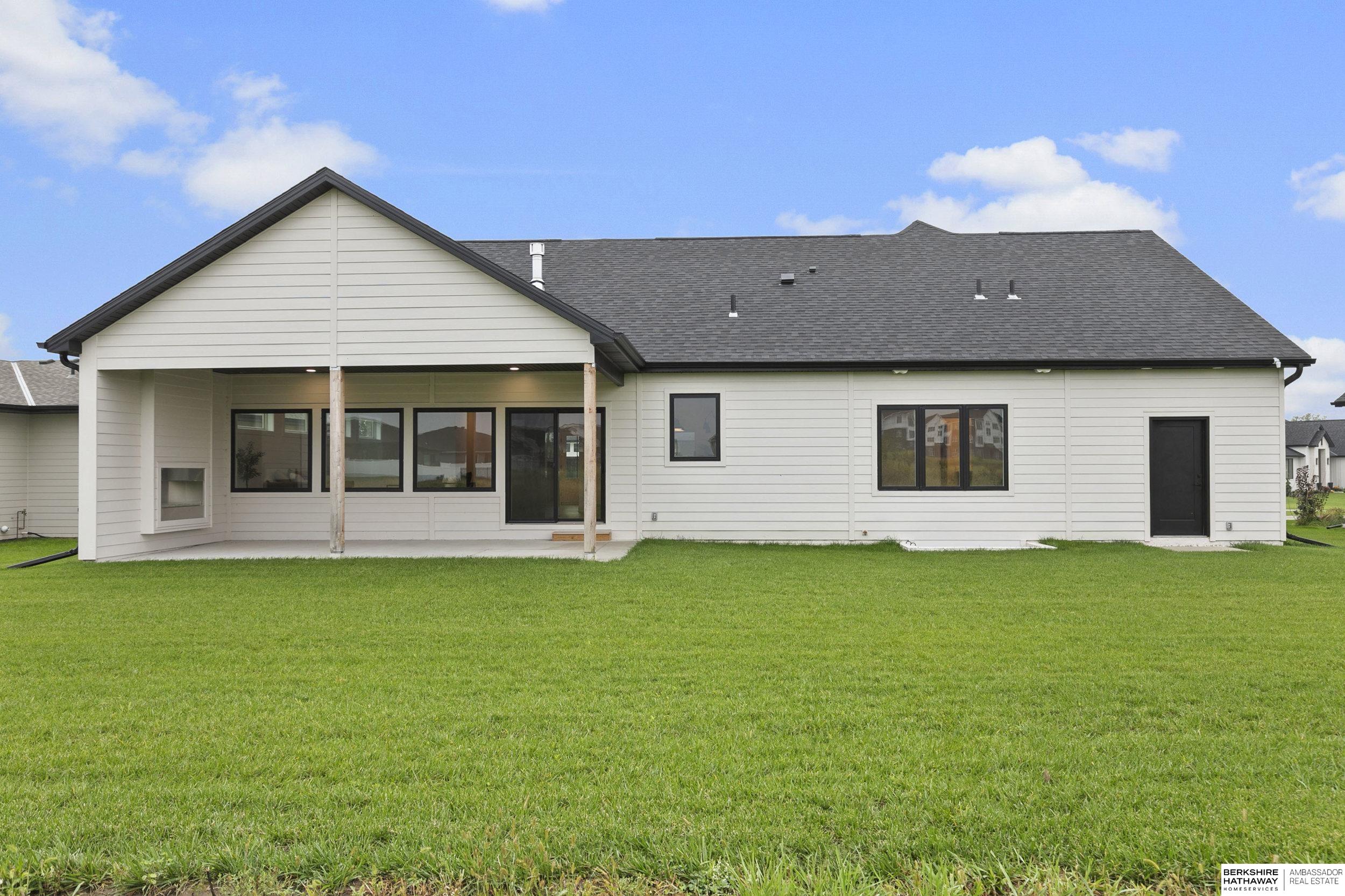 3620 Tree Line Drive