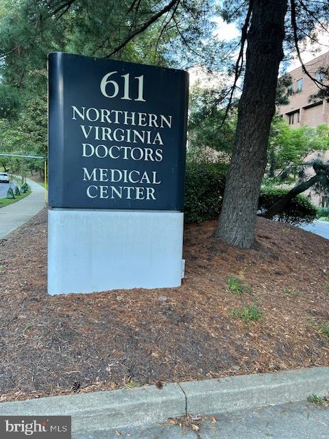 611 S Carlin Springs Rd 406