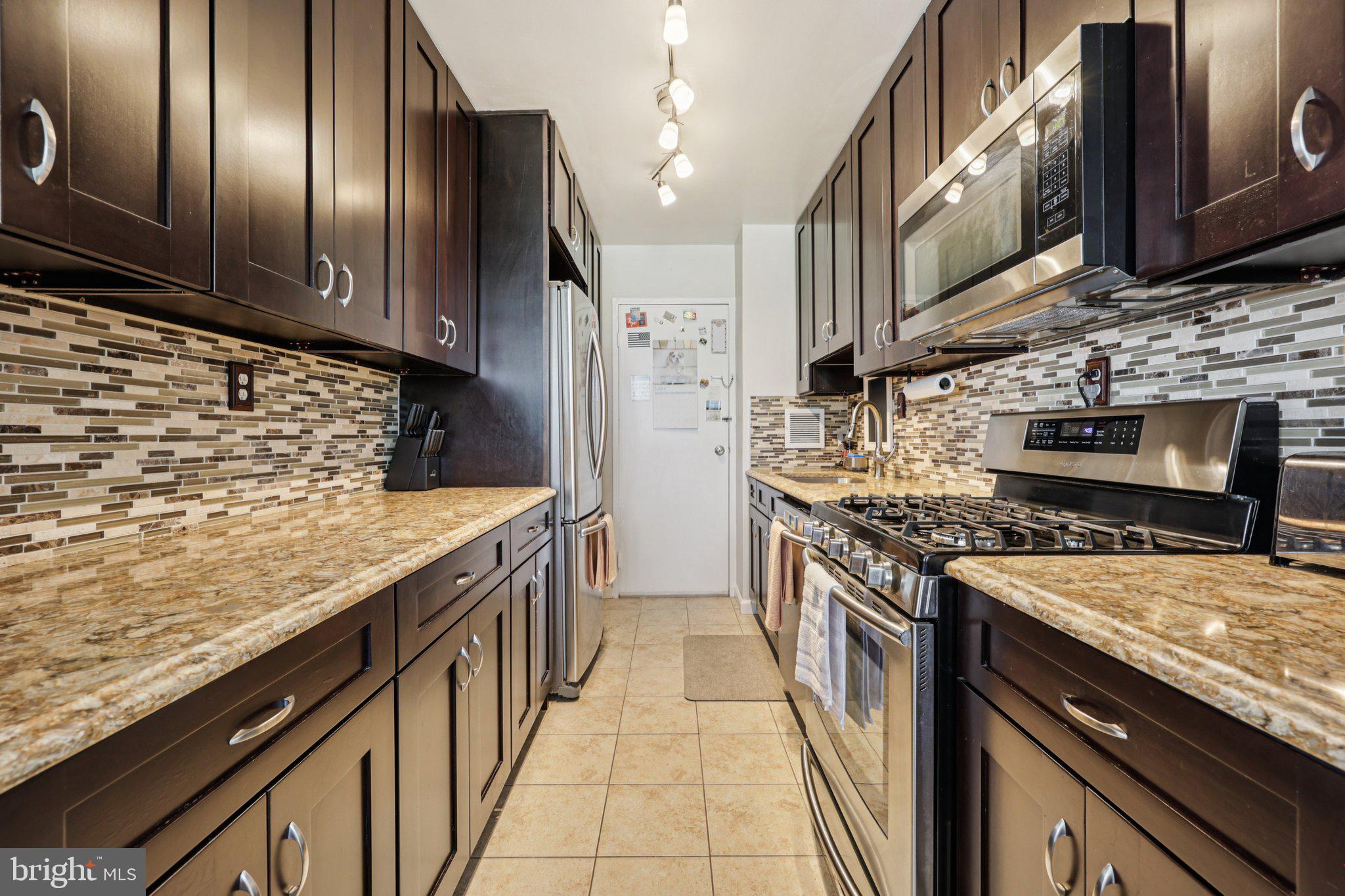 6631 WAKEFIELD DRIVE 407