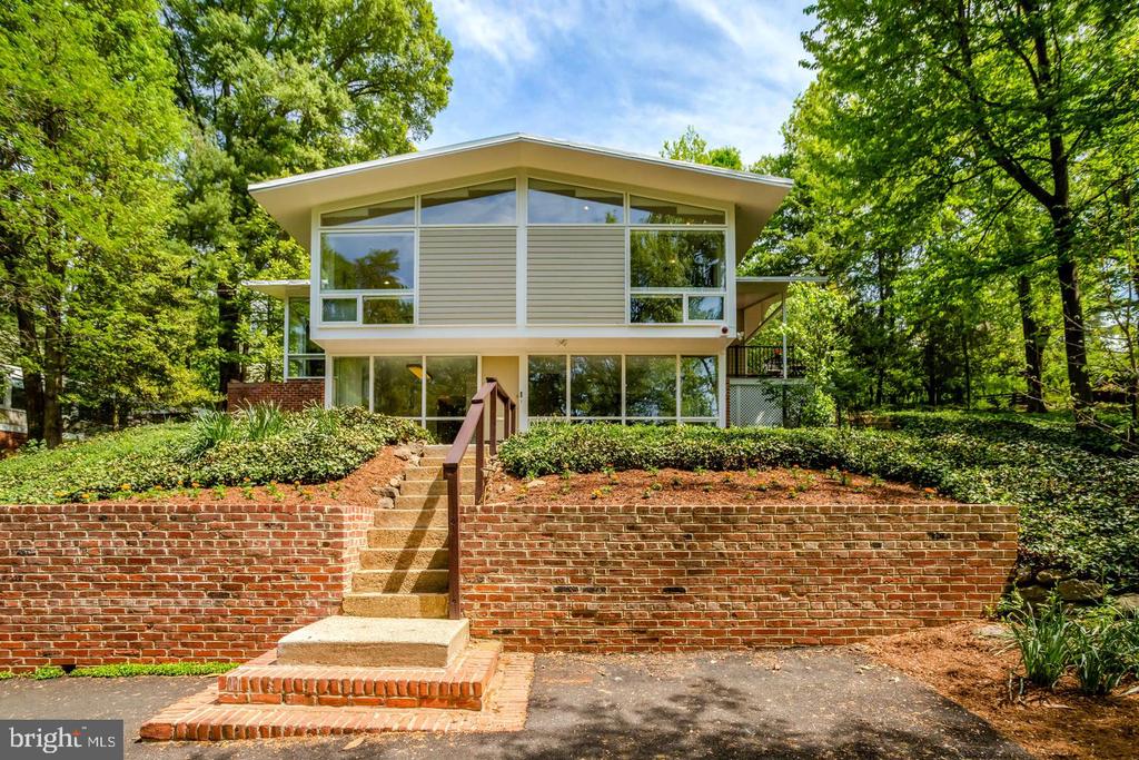 7413 REBECCA DRIVE