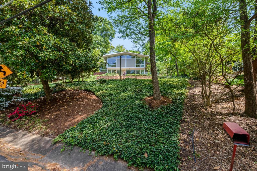 7413 REBECCA DRIVE
