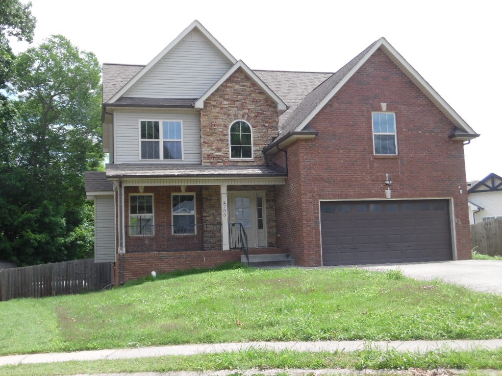 2705 Arthurs Ct