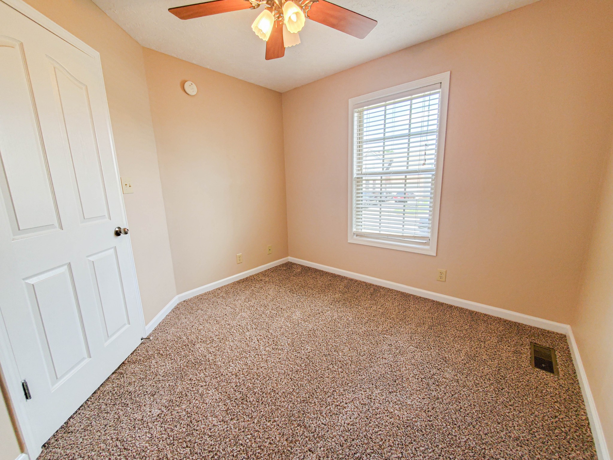 625 Wolfchase Dr