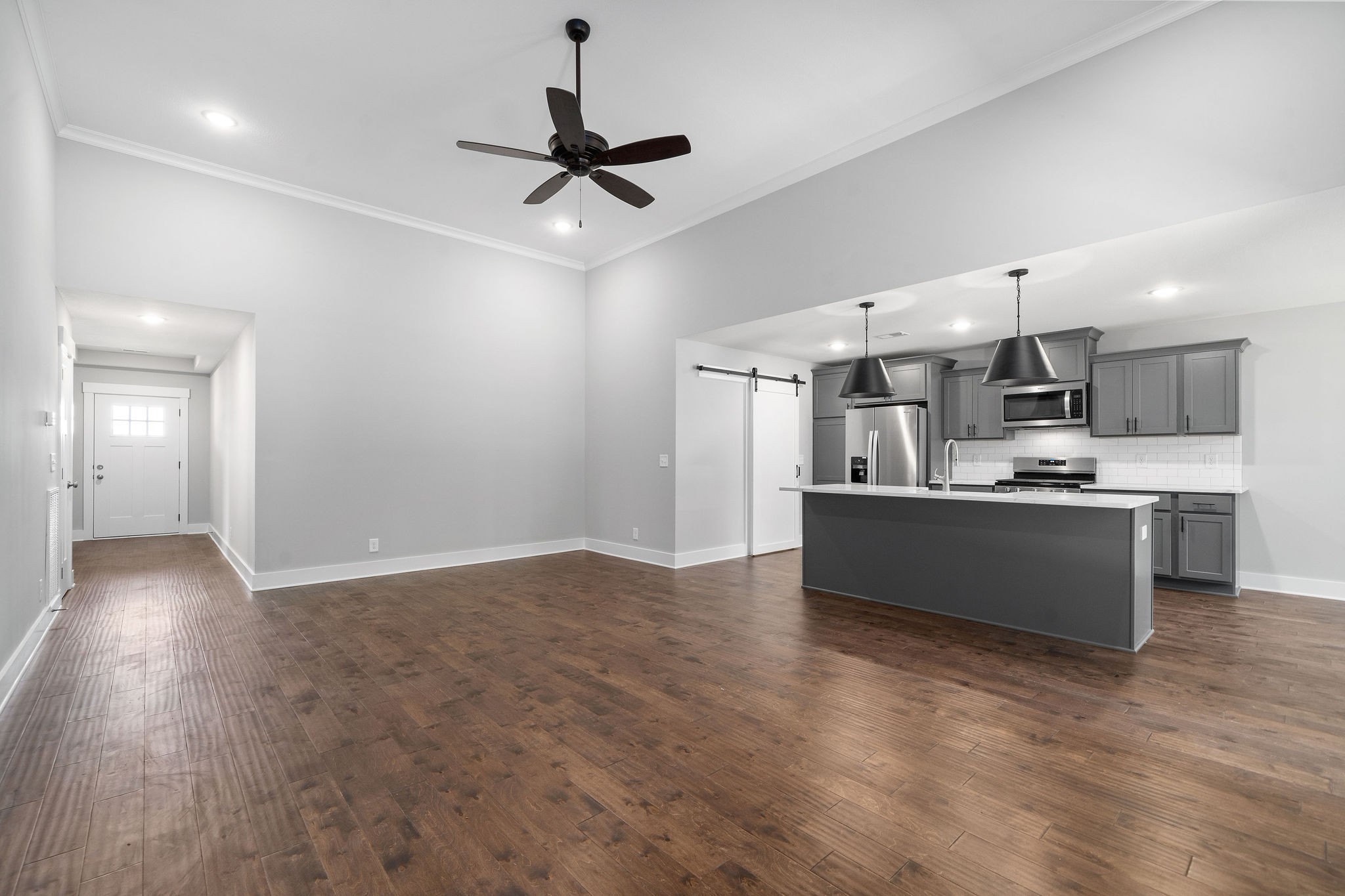 1604 Collins View Way