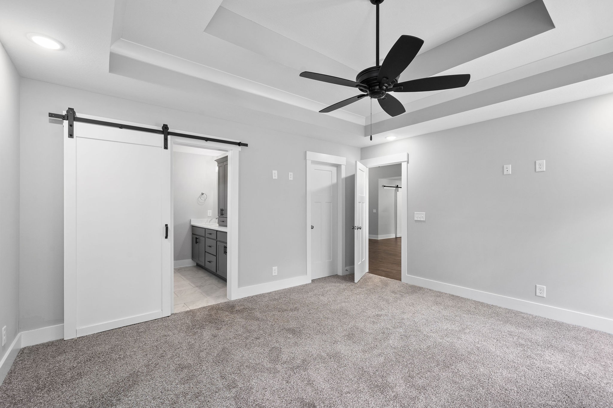 1604 Collins View Way