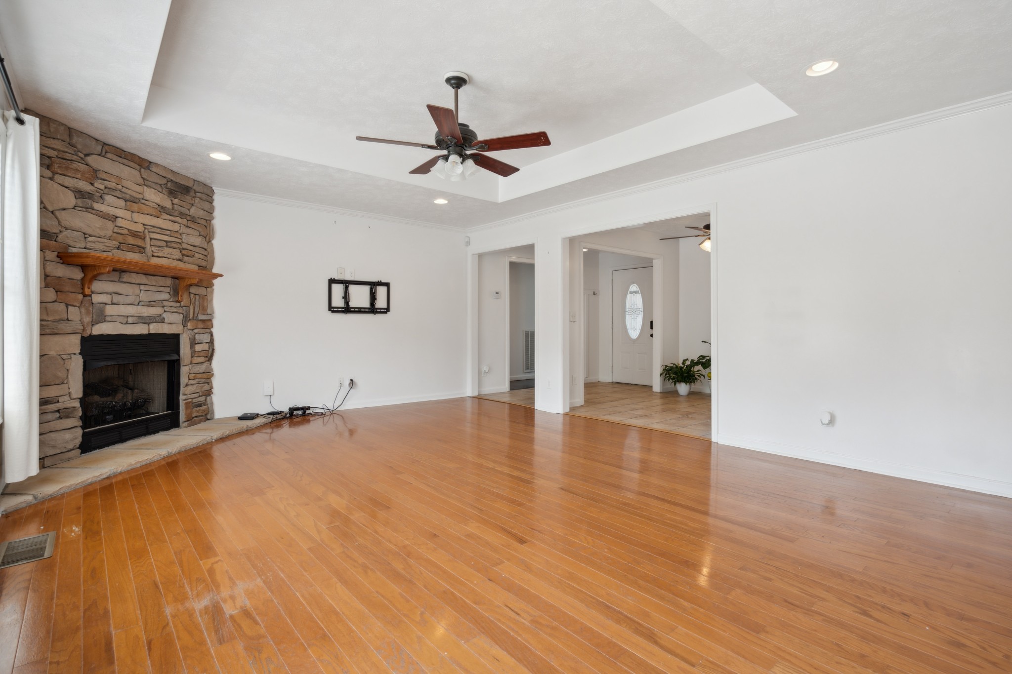 492 Comanche Ct