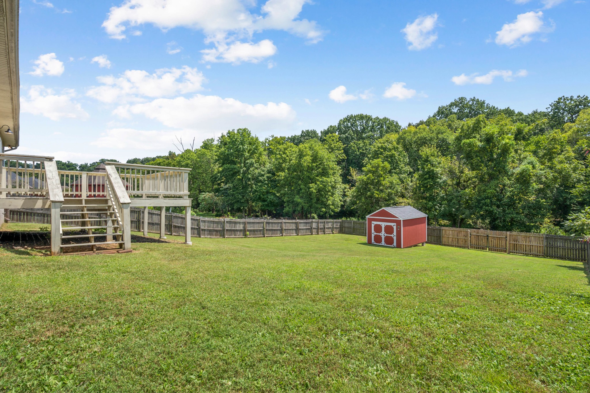 492 Comanche Ct