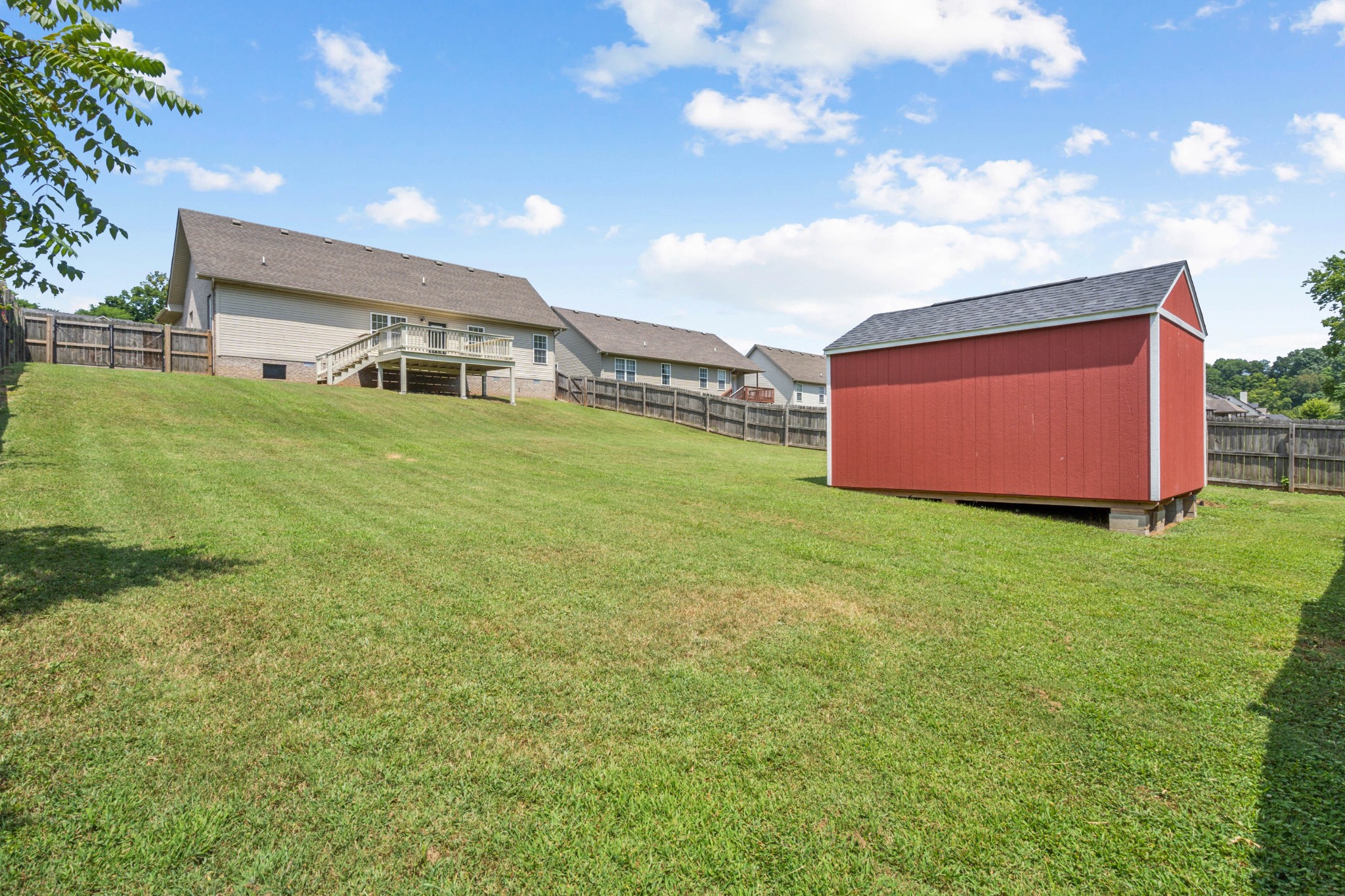 492 Comanche Ct