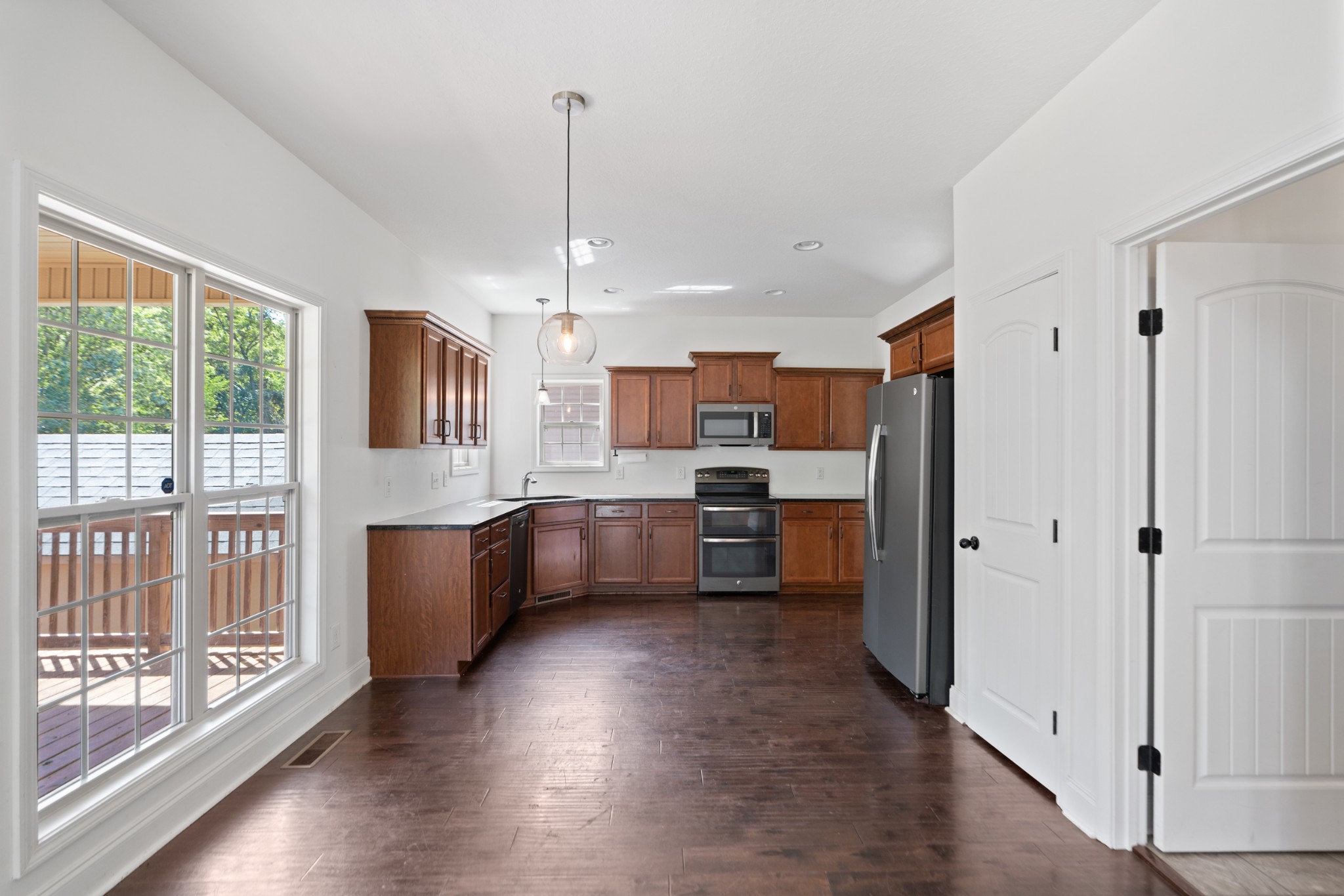 1611 Raven Rd