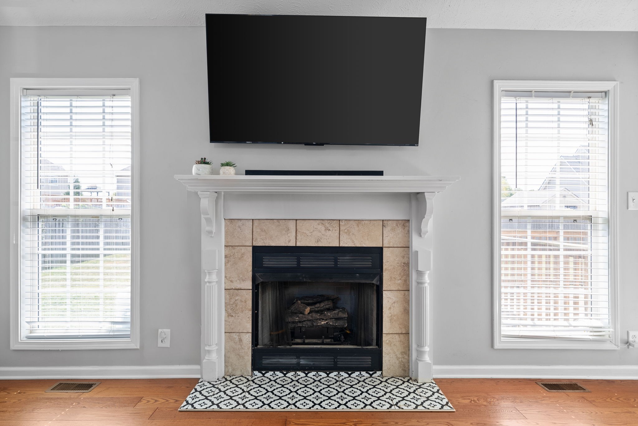 1538 Cobra Ln
