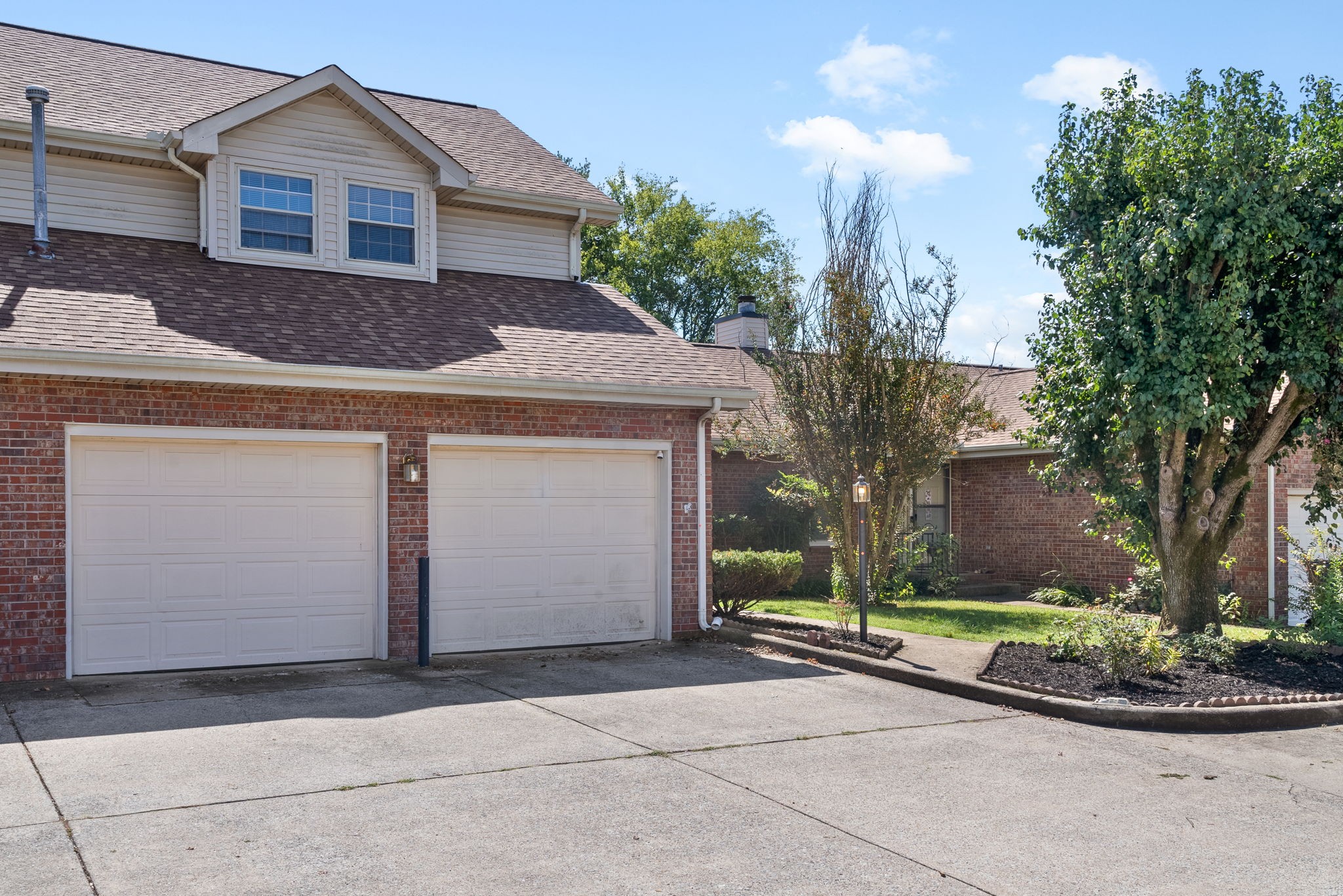 1200 Riverwood Pl Unit: 19