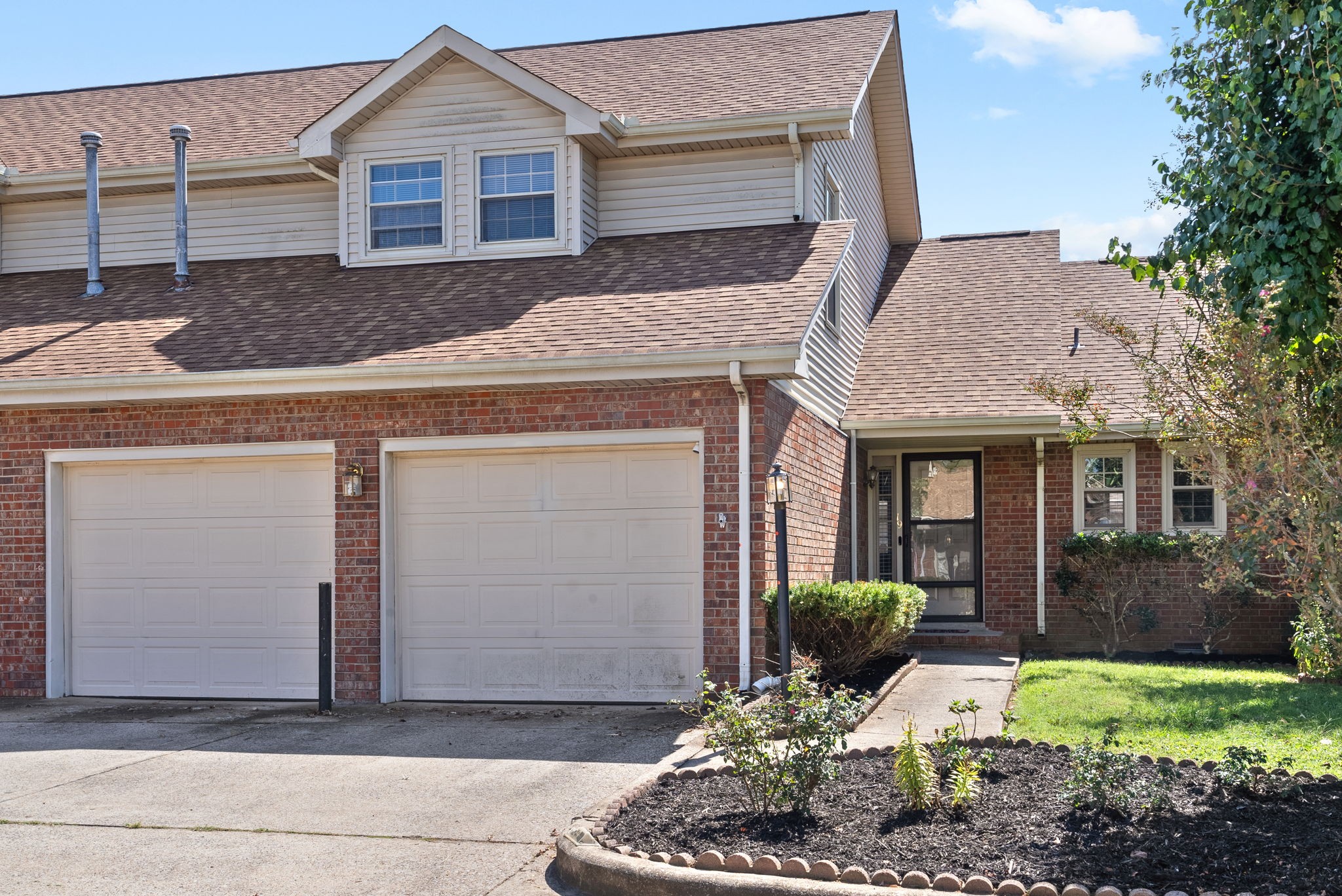 1200 Riverwood Pl Unit: 19