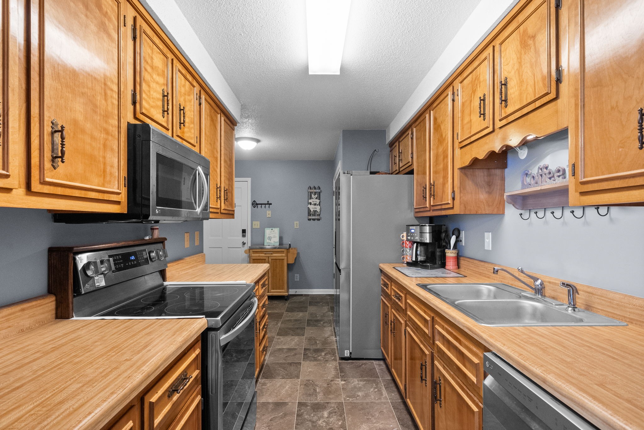 1200 Riverwood Pl Unit: 19
