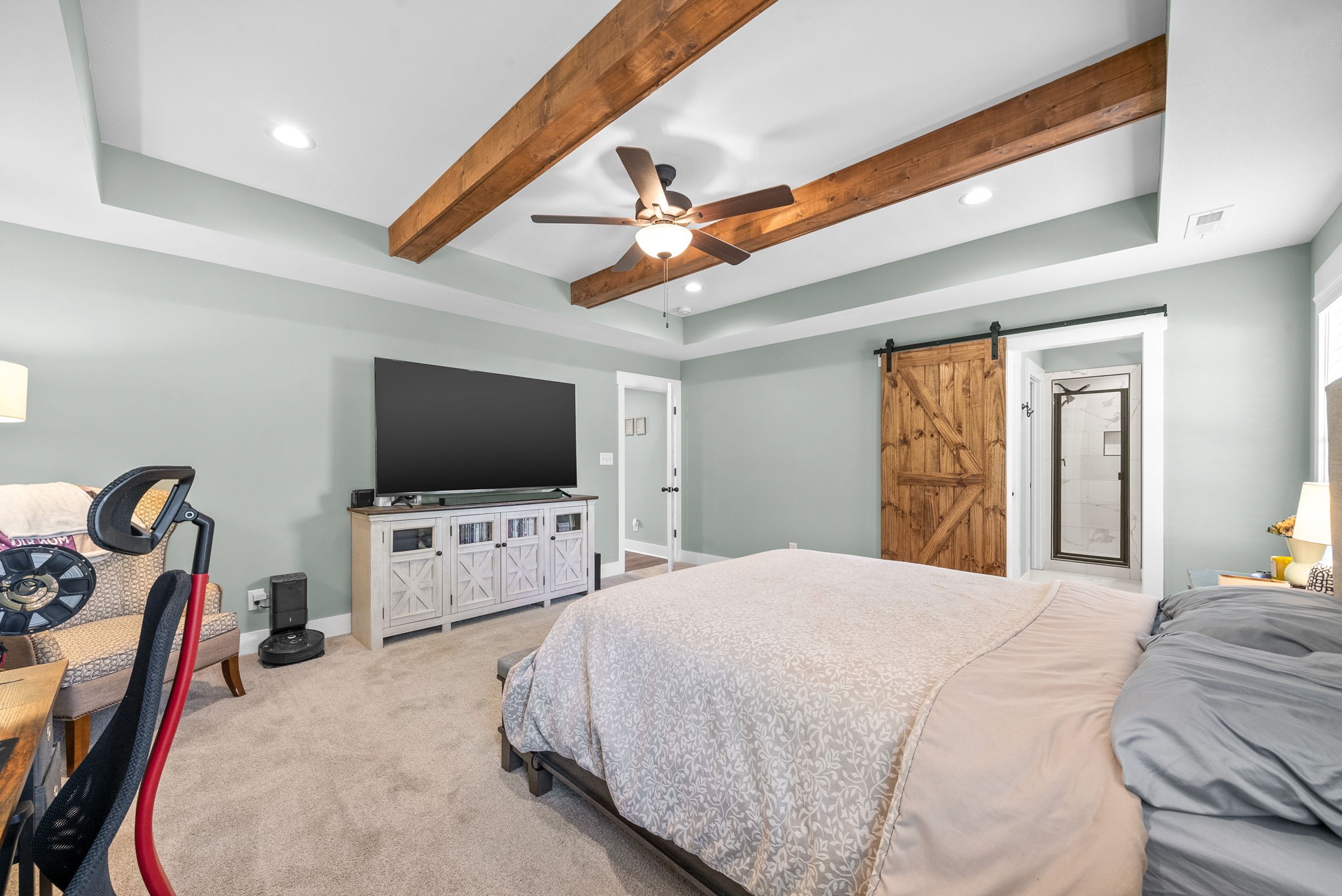 237 Wade Hampton Ln