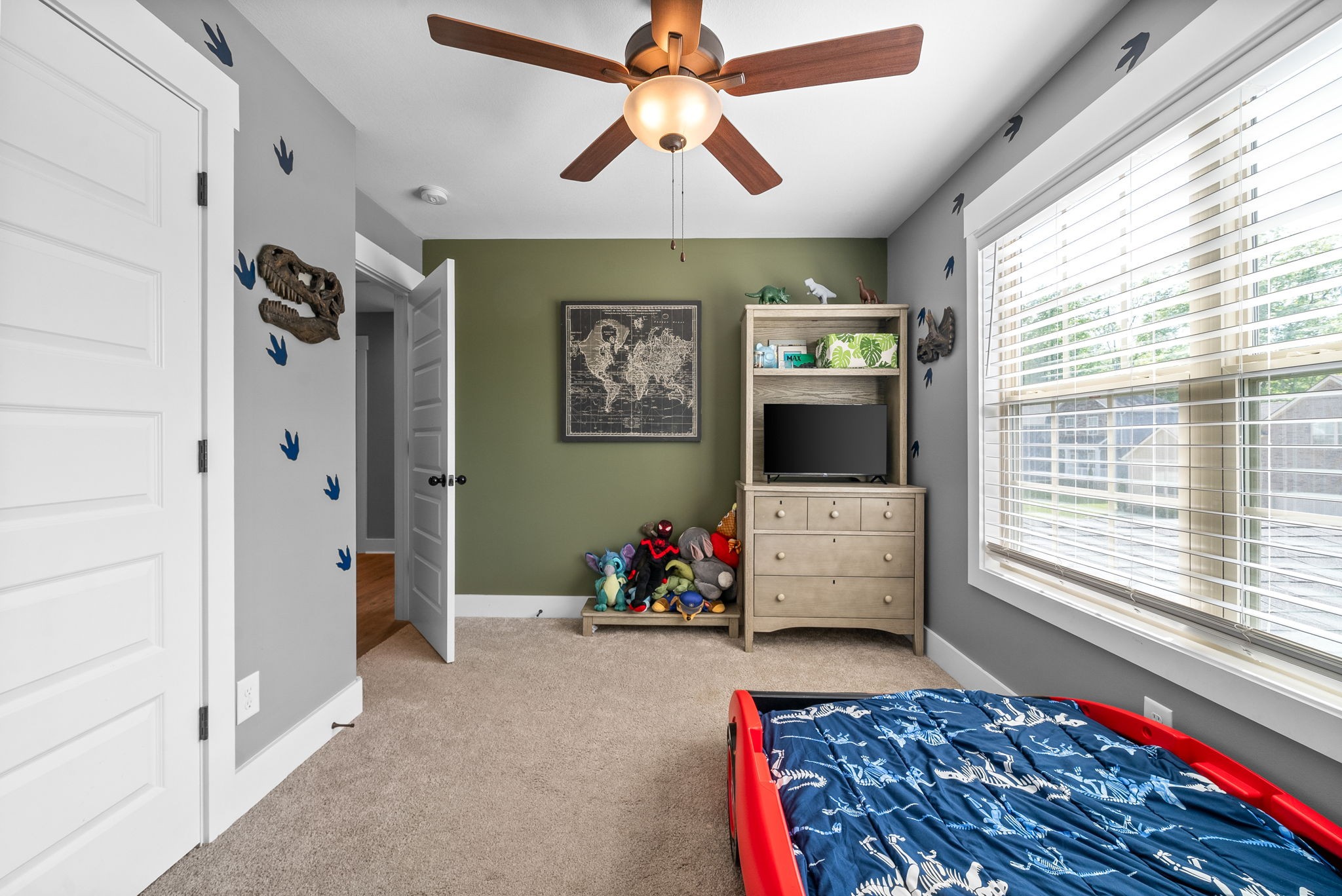 237 Wade Hampton Ln