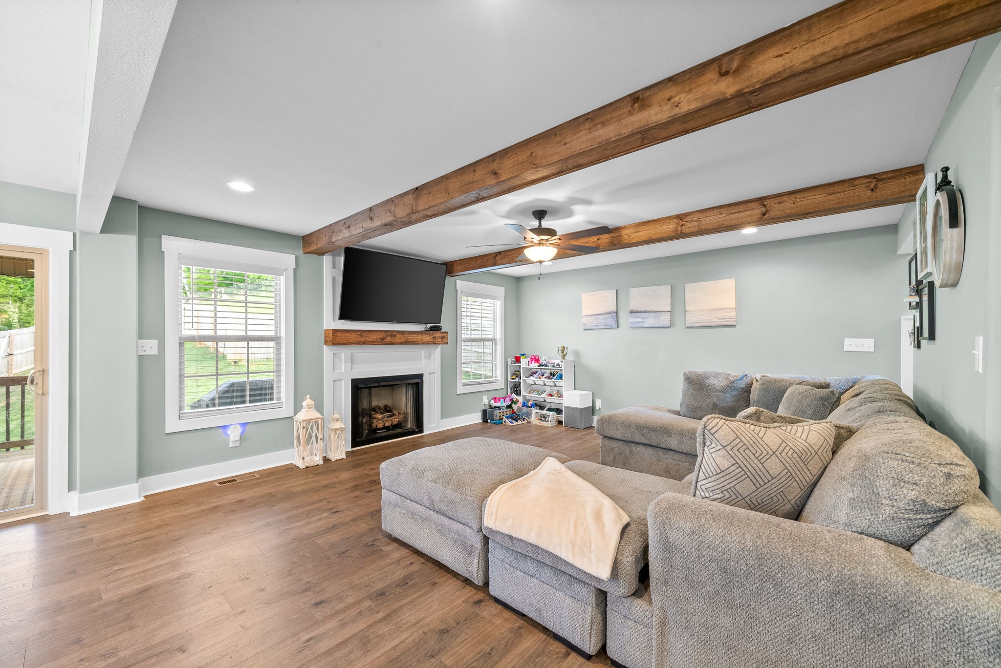 237 Wade Hampton Ln