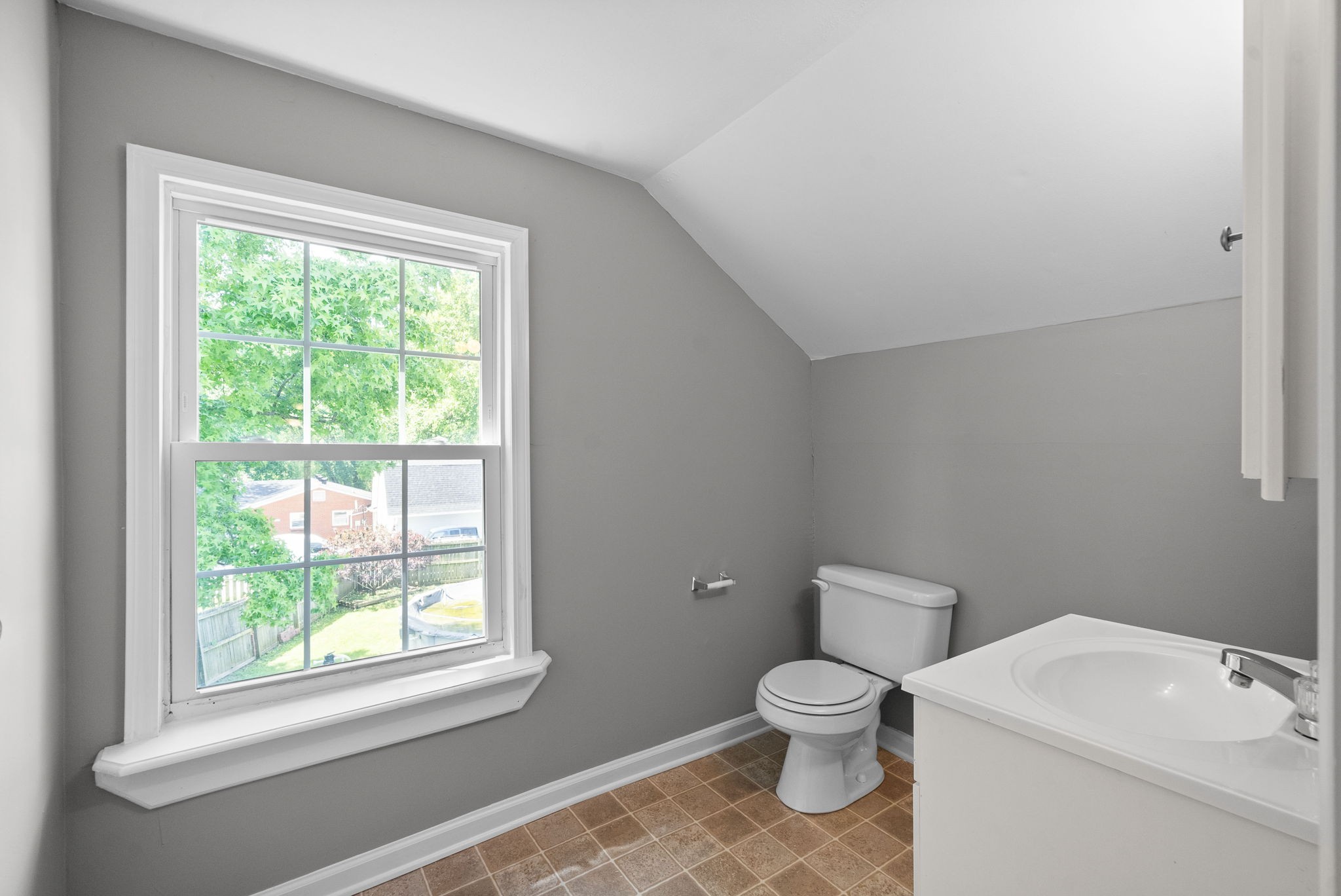 404 Cyprus Ct