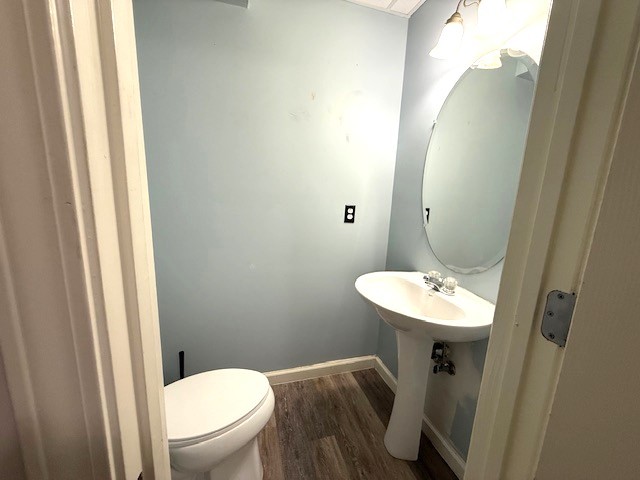 718 Cedar Grove Ct