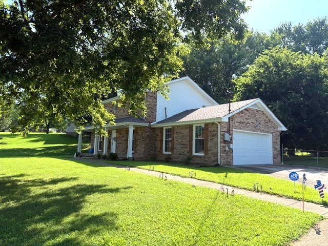 1911 Claymont Dr