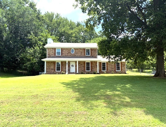 1911 Claymont Dr
